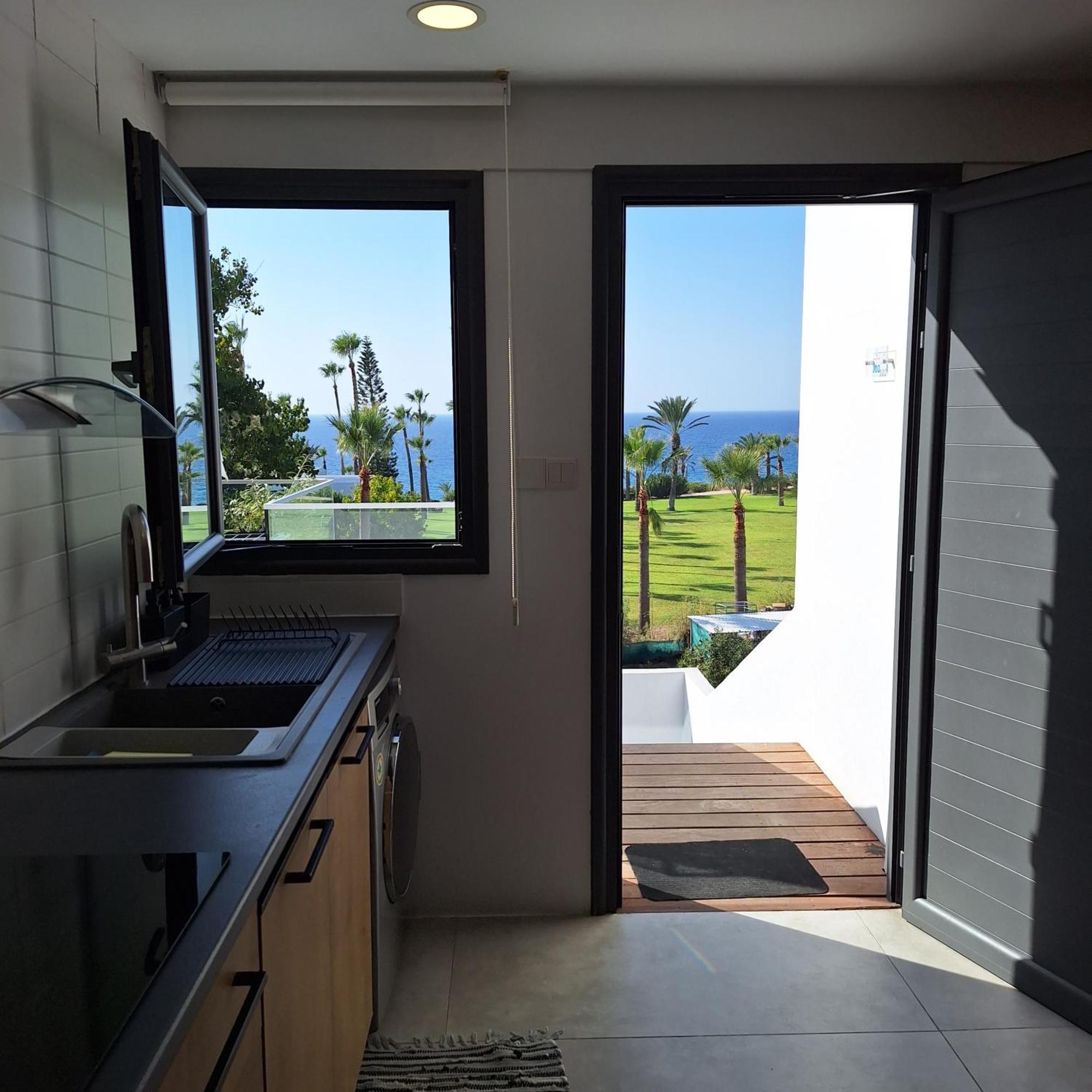 Terrazza Suites Paphos Quarto foto